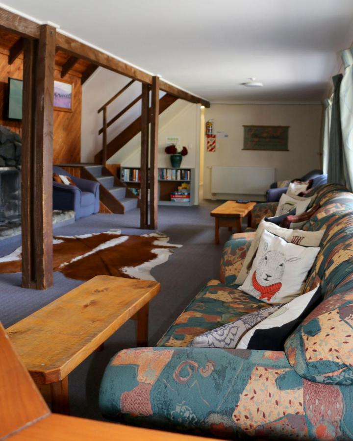 Adventure Lodge And Motels And Tongariro Crossing Track Transport National Park Eksteriør bilde