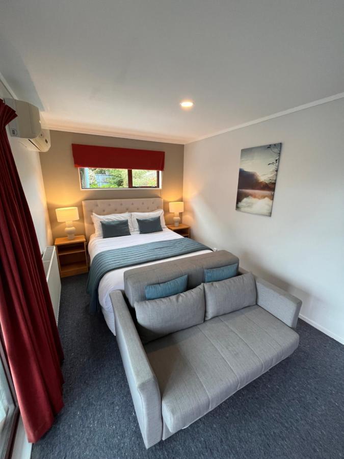 Adventure Lodge And Motels And Tongariro Crossing Track Transport National Park Eksteriør bilde