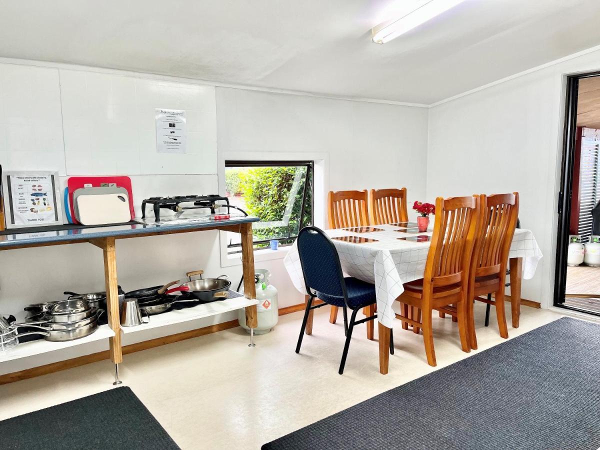 Adventure Lodge And Motels And Tongariro Crossing Track Transport National Park Eksteriør bilde